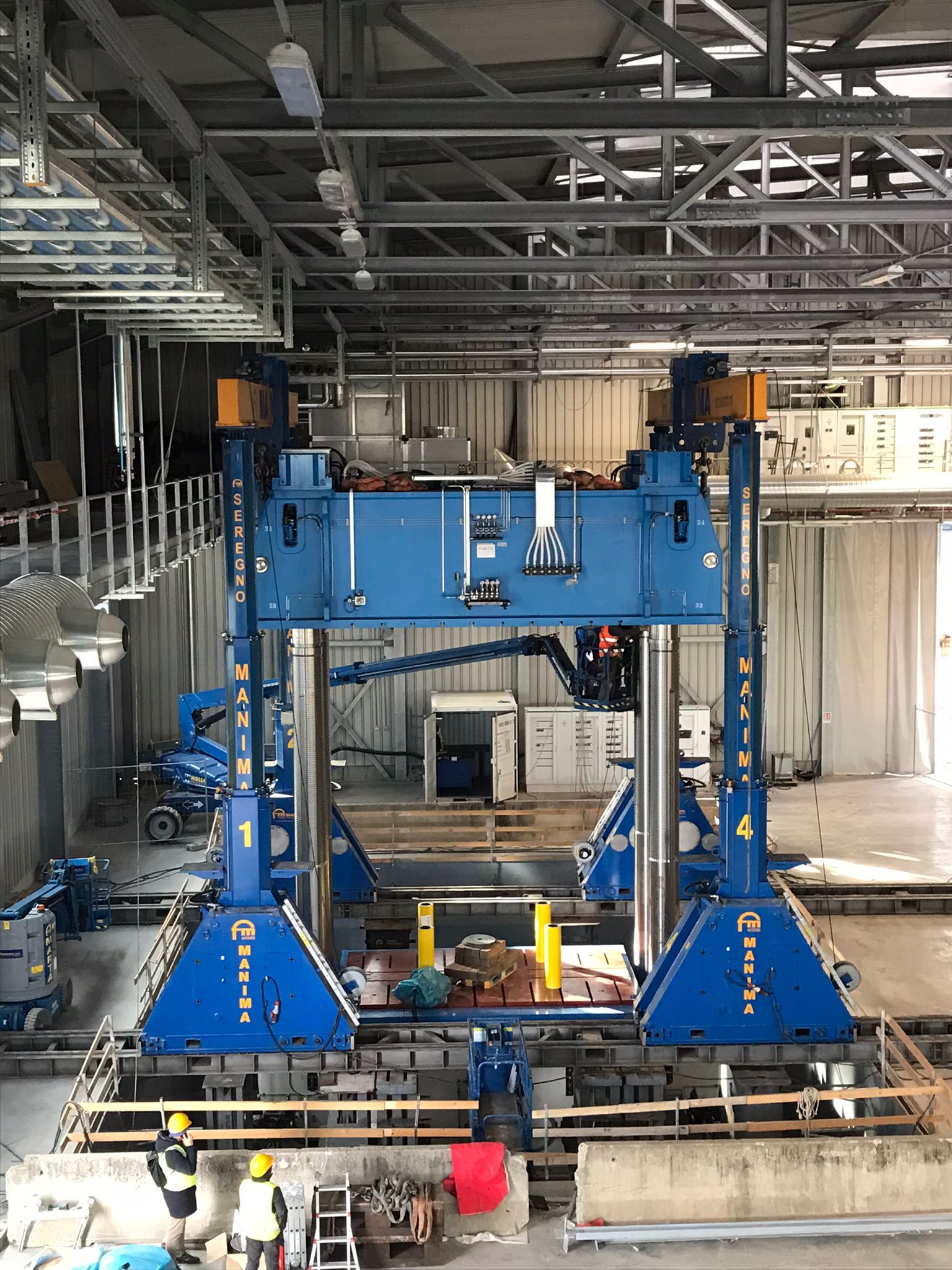 noleggio cavallette idrauliche