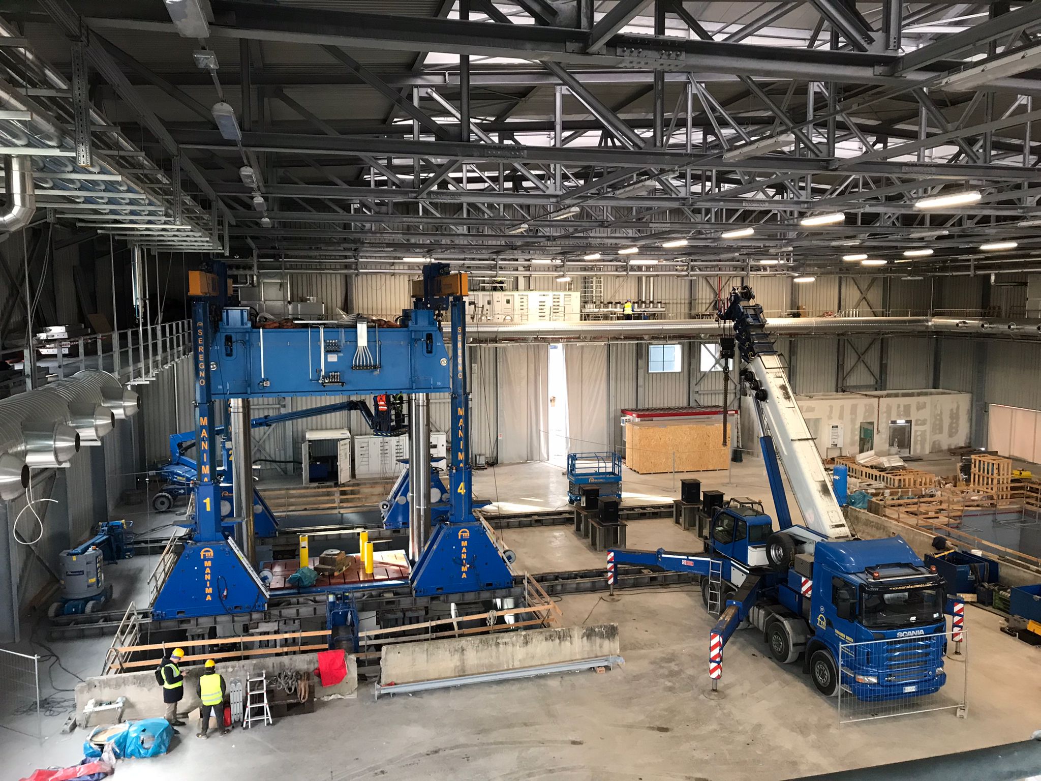 noleggio cavallette idrauliche